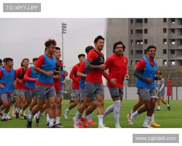 广州足球队与南京足球队实力对比赛后分析与总结