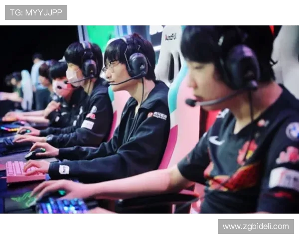 热议王者荣耀FPX战队如何在快速变革中重塑辉煌与未来