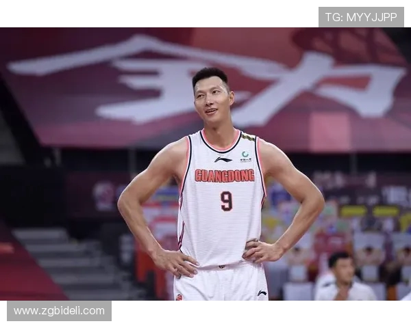 易建联：从篮球场上的传奇到生活中的榜样，如何影响年轻一代的成长与梦想