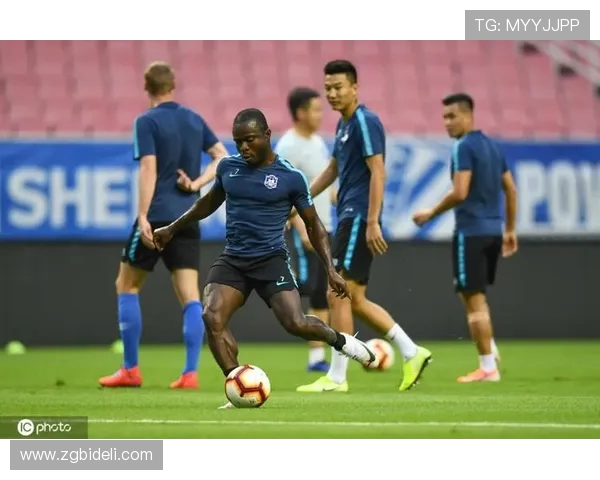 激烈对决锦标赛泰国队迎战新加坡队全力争胜展现实力与团队合作